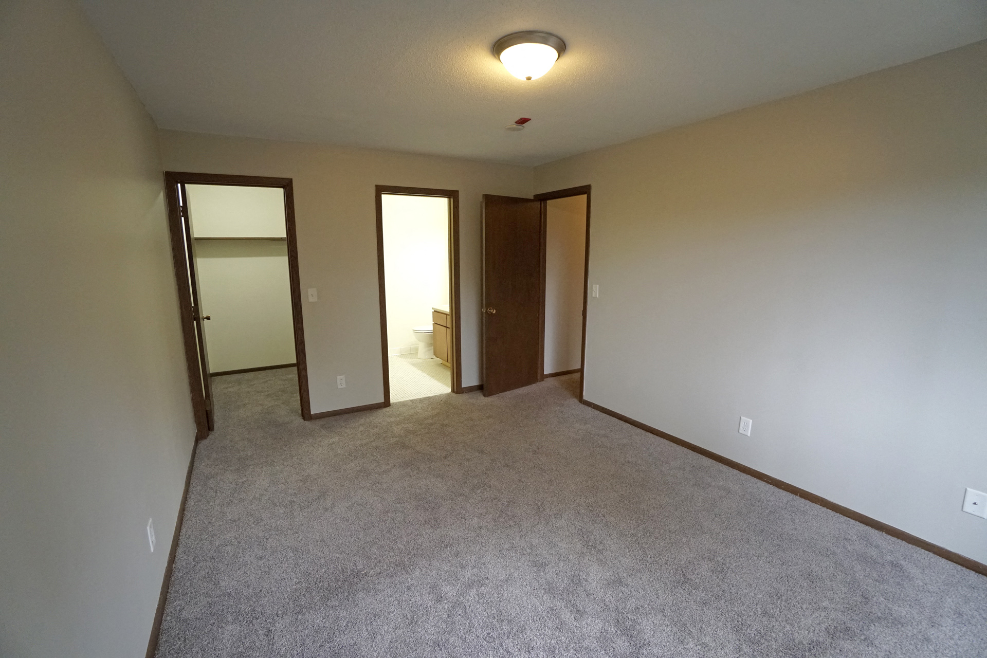 Edina Manor Apartments Image 33